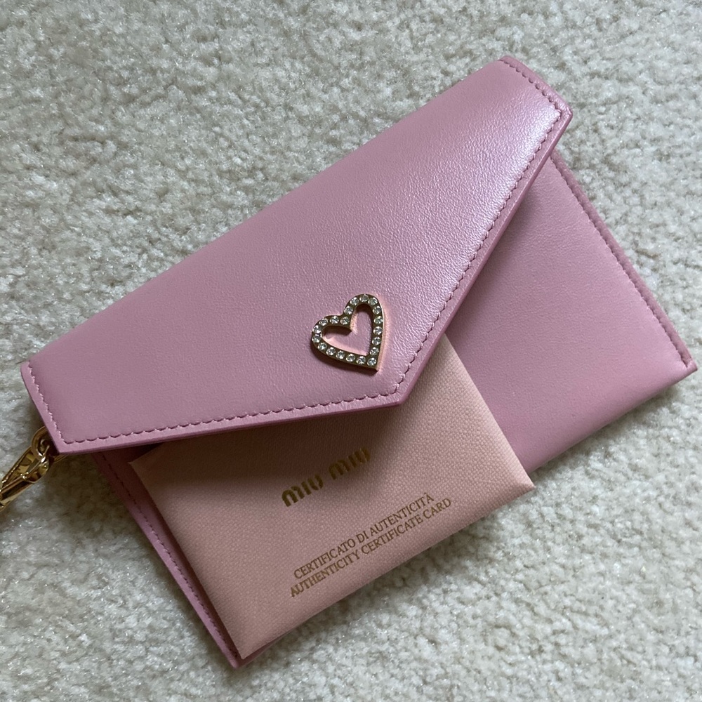 Miu Miu pink wristlet+ card case set - Picture 5 of 17